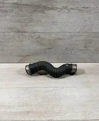 BMW 4 F32 F33 Intercooler hose/pipe 8573762