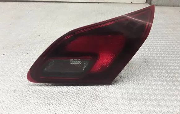 Opel Astra J Tailgate rear/tail lights