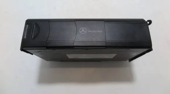Mercedes-Benz CLK A209 C209 CD/DVD changer A2038703389