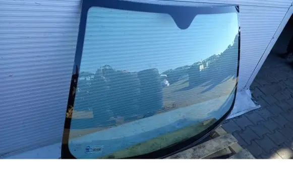 Fiat Croma Front windscreen/windshield window 