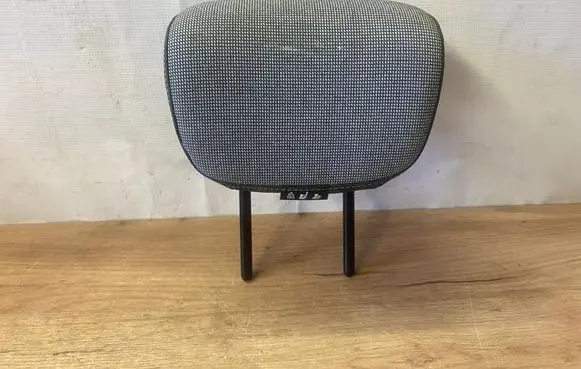 Renault Megane E-Tech Rear seat headrest 