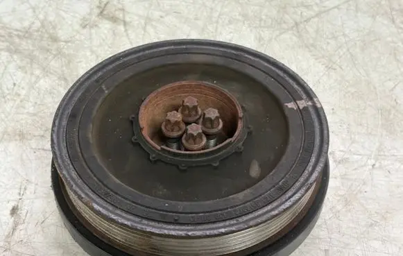 BMW 3 F30 F35 F31 Crankshaft pulley 851207203 8512072
