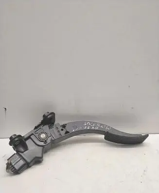 Mitsubishi Outlander Accelerator throttle pedal MN101544 07095C2A 45459739164