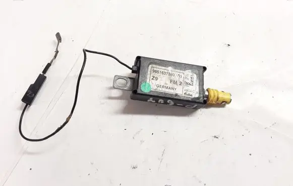 Peugeot 607 Aerial antenna amplifier 9651637380