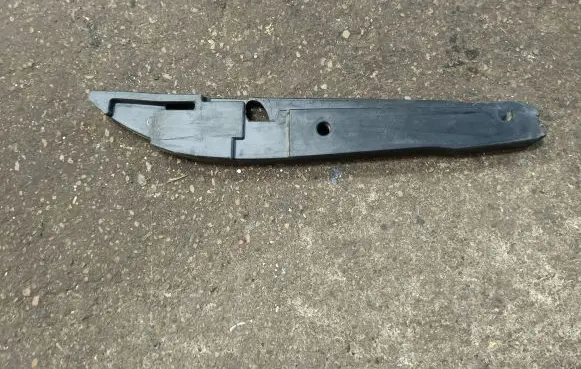 Maserati Levante Fender end trim 670033524 H7003352A