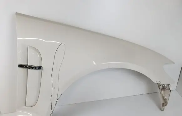 Jaguar XF Fender