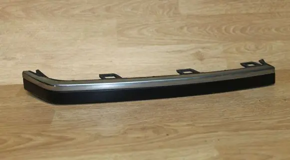 Volvo S80 Rear/tail light trim molding 8662643