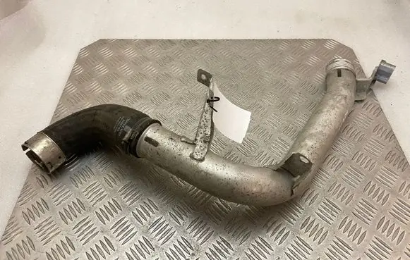 Volvo XC90 Intercooler hose/pipe 31370288 31657761