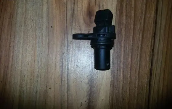 Ford Mondeo MK I Camshaft position sensor 928f12k073a1e