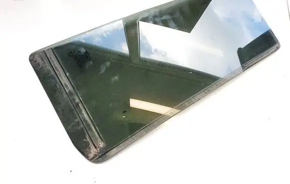 Ford Grand C-MAX Rear vent window glass DOT682AS3M5540