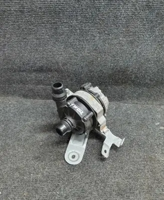BMW 3 F30 F35 F31 Electric auxiliary coolant/water pump 8642732 20180417 0332024068
