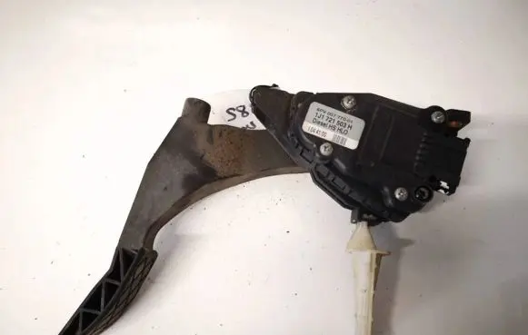 Audi A3 S3 8L Accelerator throttle pedal 1j1721503h 6pv007770-01