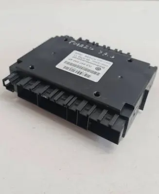 Volkswagen Touareg I Comfort/convenience module 7L6937049AF 10400565160