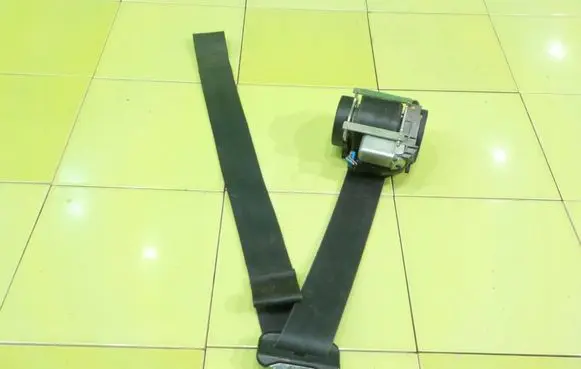 Renault Megane III Front seatbelt 6154423 BEZPIECZENSTWA