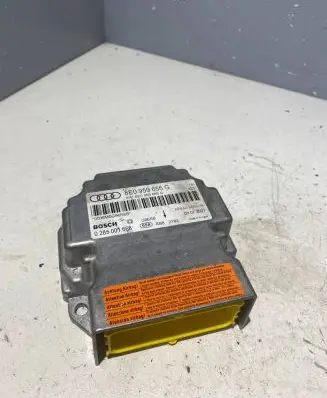 Audi A4 S4 B7 8E 8H Airbag control unit/module 8E0959655G E001668