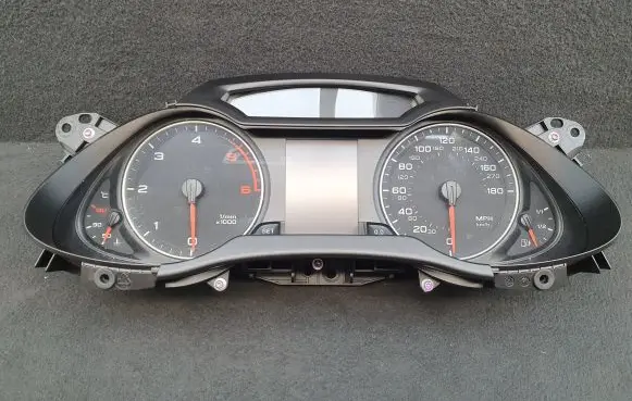 Audi A4 S4 B8 8K Speedometer (instrument cluster) 8K0920980N