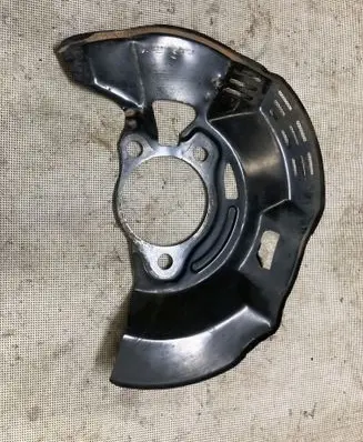 Toyota C-HR I Front brake disc dust cover plate
