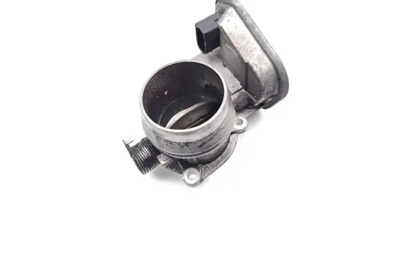 BMW 3 E90 E91 Electric throttle body valve 7804373 780437302