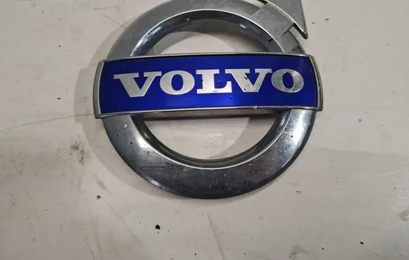 Volvo V60 Manufacturer badge logo/emblem 31383510