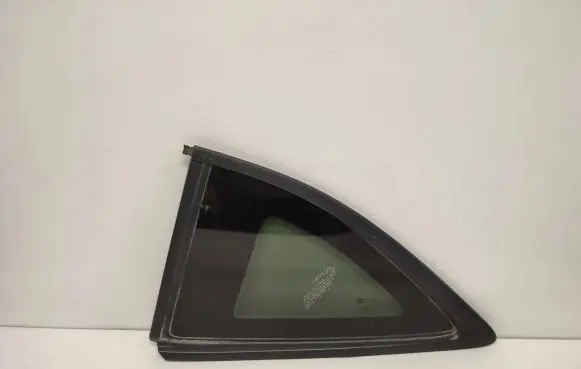 Chevrolet Camaro Rear side window 92194977