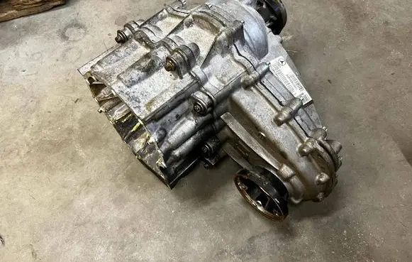 Mercedes-Benz GLS X166 Rear gearbox reducer/haldex oil pump A2512803500