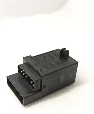 BMW 3 E36 Glow plug pre-heat relay 2246473 1221 72RB501