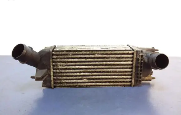 Peugeot 407 Intercooler radiator 9657073480