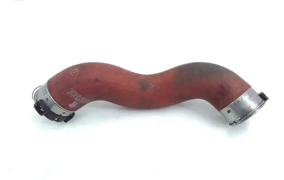 Mercedes-Benz CLS C218 X218 Intercooler hose/pipe A2125280882