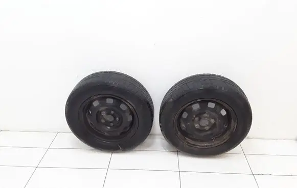Volkswagen Transporter - Caravelle T5 R15 steel rim 