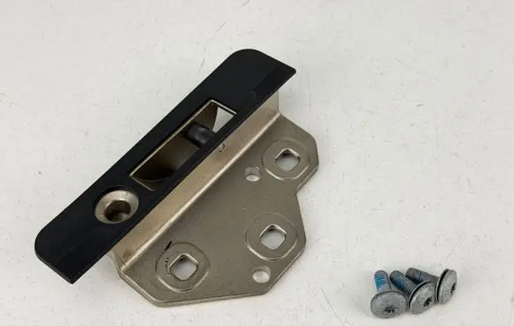 BMW 4 F32 F33 Convertible roof lock/latch 7290348