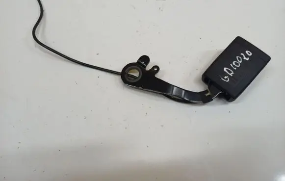 Peugeot 607 Rear seatbelt buckle 305443100