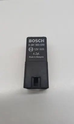 Honda CR-V Glow plug pre-heat relay 0281003030