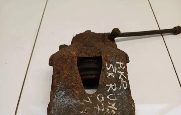 Skoda Roomster (5J) Front brake caliper