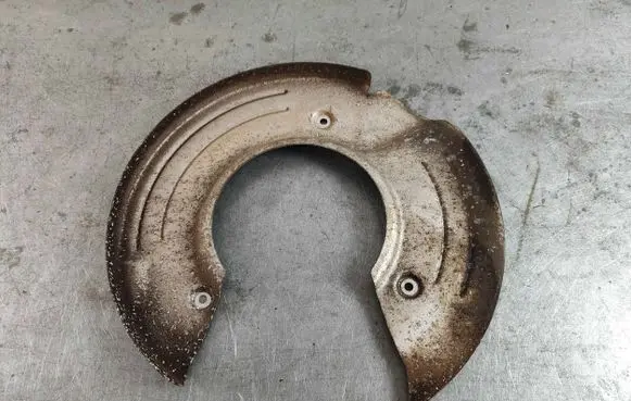 Land Rover Discovery Sport Rear brake disc plate dust cover LR061392