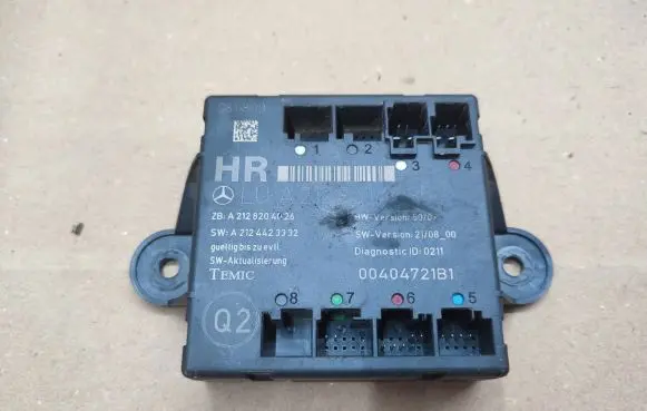 Mercedes-Benz C W204 Door control unit/module A2128204085
