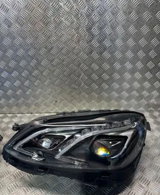 Mercedes-Benz E W212 Headlight/headlamp A2128205539