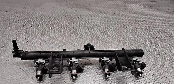 Renault Clio III Fuel main line pipe 8200367230 8200292590