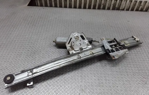 Mitsubishi Pajero Front door window regulator with motor 0620200720