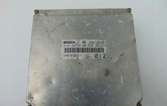 Alfa Romeo 166 Engine control unit/module 00467379210 0261204707