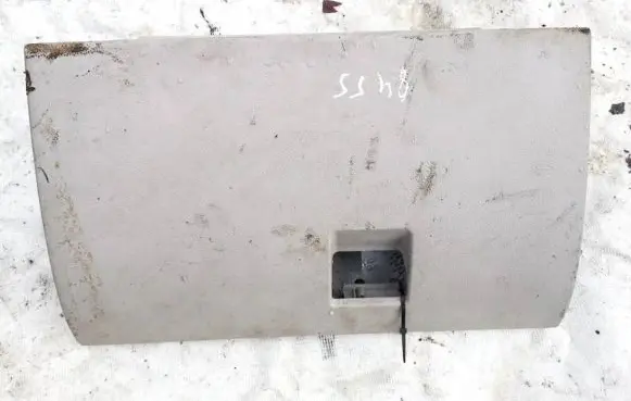 Ford Mondeo Mk III Glove box 1s71a06044acw