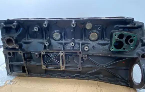 Mercedes-Benz E W124 Engine block A1040111201 1040111201 A1040102808