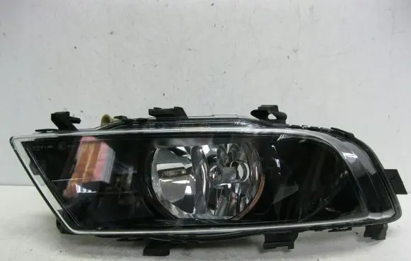 Skoda Superb B8 (3V) Front fog light