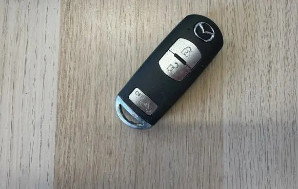 Mazda 3 II Ignition key/card 