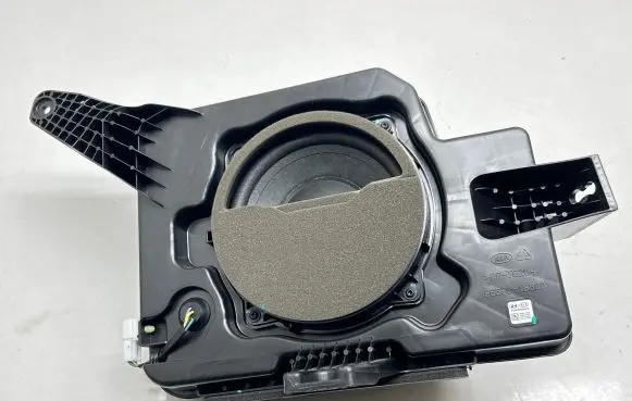 KIA Optima Subwoofer speaker 8946023701A 96380AS300 6380A83000