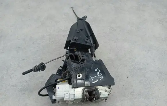 Mercedes-Benz B W245 Rear door lock 1697302135Q14
