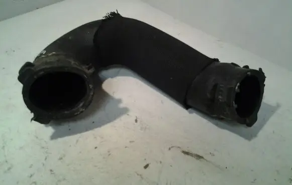 Audi A8 S8 D3 4E Intercooler hose/pipe 4E0145738H
