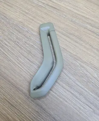 Volvo XC90 Seat belt trim 