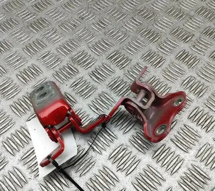Toyota Yaris Cross Front door hinges set 6872002060 6874002050
