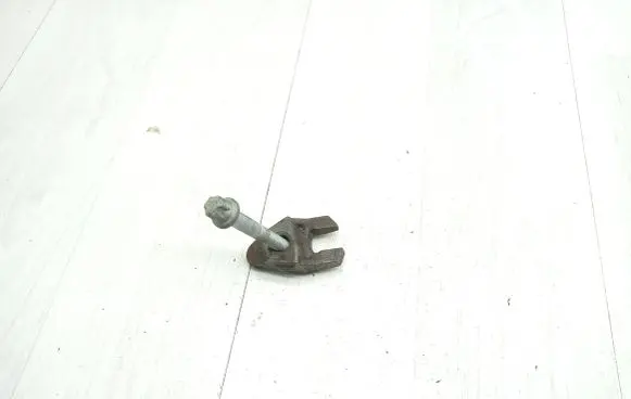 Ford Mondeo MK IV Fuel Injector clamp holder