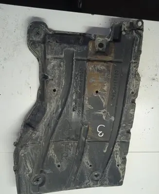 Toyota Prius+ (ZVW40) Center/middle under tray cover 5816547020